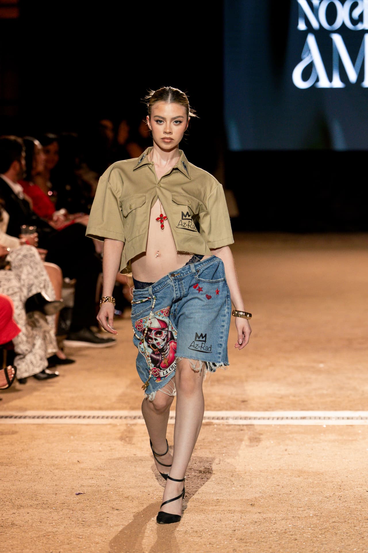 Noche de Amor runway look 3